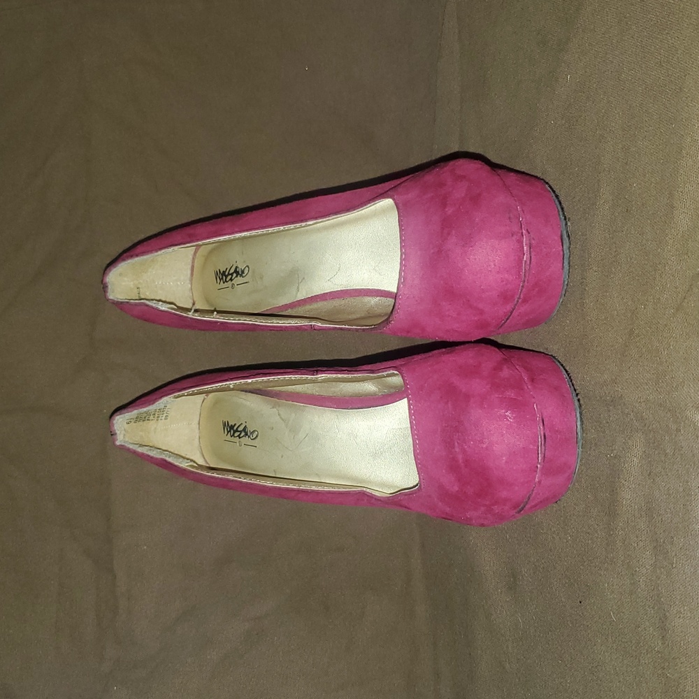 Pink Suede Stiletto Heels - Picture 2 of 3
